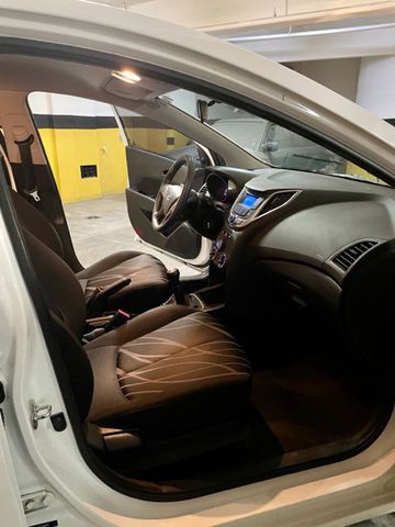 hyunday hb20 1,0 2015 confort 9684