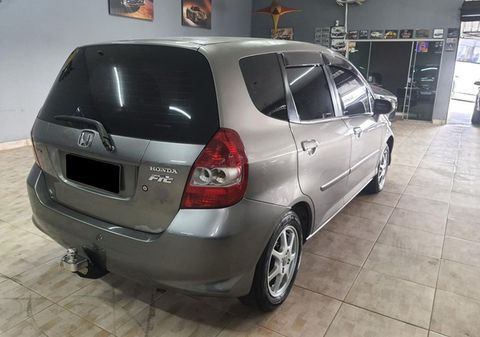 Todas as revisões feitas pela agenda do carro
Todas as revisões feitas pela concessionária
IPVA pago
Licenciado
