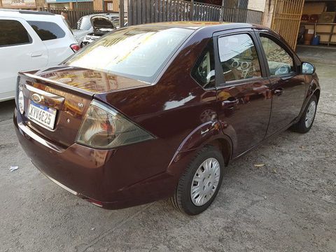 Ford Fiesta Sedan 1.6 flex 8v 4p Mec + Gnv 16 Mts  6341