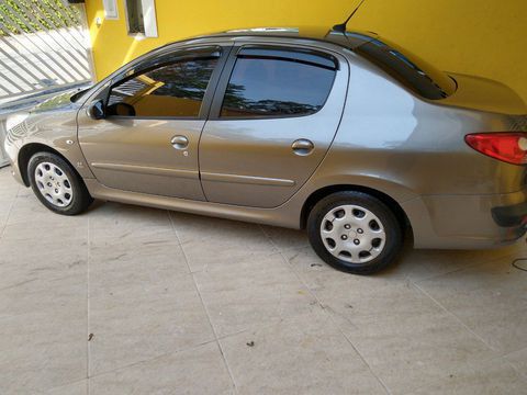 Peugeto 207 6537