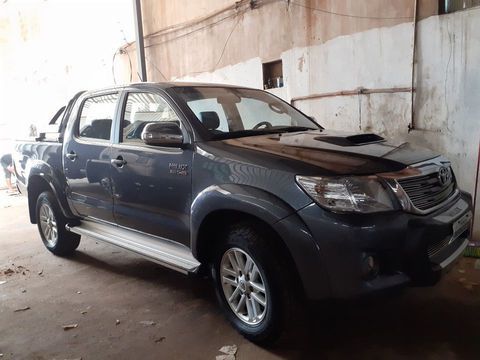Toyota Hilux srv 3.0 D4D turbo diesel  7208
