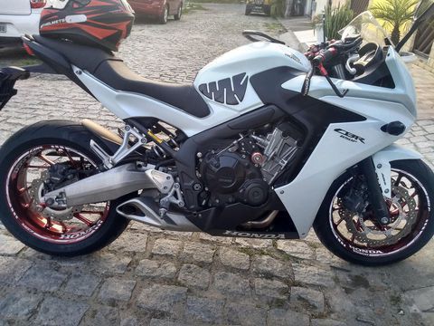 Vendo CBR650F 8048