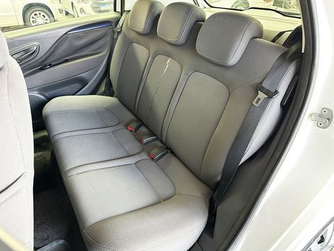 Punto 1.4 ATTRACTIVE 8V 11113