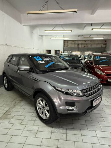 O Land Rover Range Rover Evoque Pure P5D 2013( BLINDADO NIVELIII A AGP)O é um SUV compacto de luxo, conhecido por seu design elegante e recursos tecnológicos. Ele geralmente vem equipado com um motor 2.0 turbo a gasolina, câmbio automático e tração nas quatro rodas. O modelo Pure é a versão de entrada da linha Evoque, oferecendo um bom equilíbrio entre preço e recursos.
Motor:
2.0L Turbo a gasolina, com potência e torque adequados para o porte do veículo.
Câmbio:
Automático, com opções de troca manual para maior controle do motorista.
Tração:
4×4 (integral), proporcionando maior segurança e capacidade em diferentes tipos de terreno.
Design:
Elegante e moderno, com linhas marcantes e detalhes sofisticados.
Tecnologia:
Sistema de entretenimento com tela sensível ao toque, sistema de som premium, e recursos como controle de cruzeiro adaptativo, sensores de estacionamento e câmera de ré (opcional).
Conforto:
Bancos em couro, ar condicionado automático, direção assistida e outros itens que garantem o conforto dos ocupantes.
*VEÍCULO PERICIADO E DE PROCEDÊNCIA.
*FINANCIAMOS SEM ENTRADA EM ATÉ 60 X FIXAS (SUJEITO À ANÁLISE DE CRÉDITO).
*ENTRADA EM ATÉ 24 X NO CARTÃO DE CRÉDITO (CONSULTE CONDIÇÕES).
*FINANCIAMENTOS PARA AUTÔNOMOS E SEM CNH .
*TRABALHAMOS COM AS MELHORES FINANCEIRAS DO MERCADO.
*APROVAÇÃO DO SEU CRÉDITO POR TELEFONE (CRÉDITO SUJEITO À ANÁLISE).
*EXCELENTE APROVAÇÃO COM SCORE BAIXO.
*ACEITAMOS CONSÓRCIO CONTEMPLADO OU QUITADO (SALVO ALGUMAS INSTITUIÇÕES).
**NOSSA EQUIPE ESTA PREPARADA PARA MELHOR ATENDE-LO**
**ENTRE EM CONTATO CONOSCO.**
COMPRE SEU VEICULO COM QUEM ENTENDE DO ASSUNTO SÃO 28 ANOS DE TRADIÇÃO E SEDE PRÓPRIA
GRUPO GRAMKAR MULTIMARCAS A CERTEZA DO MELHOR NEGÓCIO!!!
ESTAMOS LOCALIZADOS NA RUA JURUBATUBA 1647 CENTRO DE SÃO BERNARDO DO CAMPO
NOS RESERVAMOS NO DIREITO DE CORRIGIR QUALQUER TIPO DE ERROS DE DIGITAÇÃO