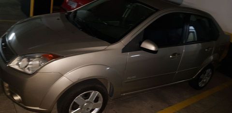 Ford Fiesta 6121