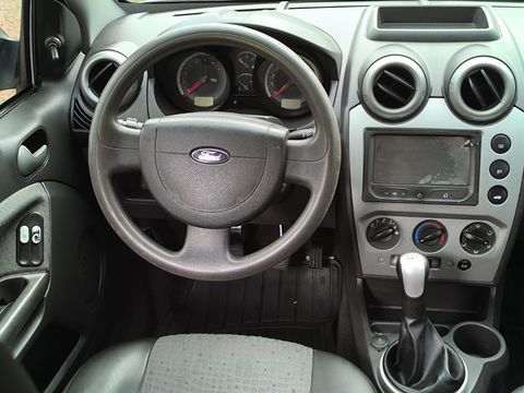 FORD - FIESTA SEDAN 1.6 CLASS 8V 4p - FLEX - MANUAL - 2013 12371
