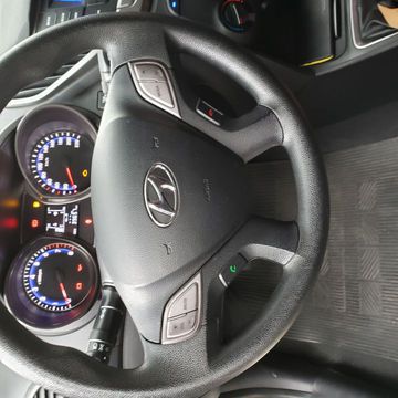 HYUNDAI/HB20 1.0M COMFOR 
Cor Branco
Ano 2015

