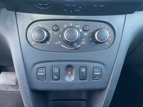 Dacia Logan MCV - Cx Automática 9187