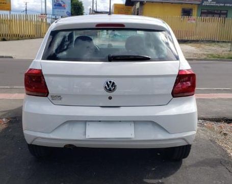  Gol 1.0 muito econômica todo revisado na concessionária 4 pneus novos carro sem detalhes. 
Completo ar direção vidros arbegs

Mais informações chamar no chat.