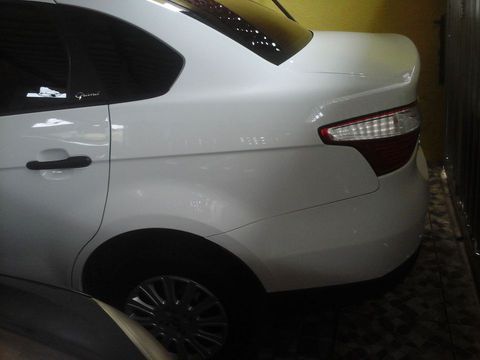 Carro Novíssimo Semizero, com 2.540 km, Aceito troca carro Automatico, 