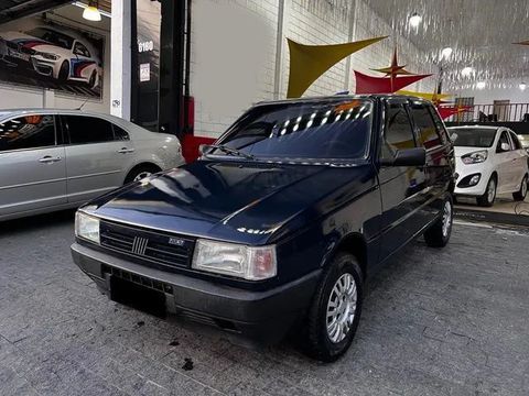 Itens de veículo:
Alarme
Ar quente
Ar condicionado
Travas elétricas