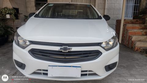 🚗💎 *EXCLUSIVO: CHEVROLET ONIX JOY SEDÃ 2021 – APENAS 40 MIL KM IMPECÁVEIS!* 💎🚗

Se você está à procura de um carro que une eficiência, conforto e um design moderno, o *Chevrolet Onix Joy Sedã 2021* é a escolha perfeita! Com apenas *40 mil km rodados*, este sedã está em estado impecável e pronto para te levar a novas aventuras.

*O que torna este Onix Joy Sedã tão especial?*

- *Motor econômico*: Desempenho que garante economia no combustível, perfeito para o dia a dia e viagens longas.
- *Espaço interno generoso*: Conforto para todos os passageiros, com um porta-malas espaçoso para todas as suas necessidades.

- *Design moderno*: Linhas elegantes e sofisticadas que fazem deste sedã um verdadeiro destaque nas ruas.
- *Confiabilidade Chevrolet*: Um carro que combina qualidade e durabilidade, ideal para quem busca um veículo para o dia a dia.

*Por que o Chevrolet Onix Joy Sedã é a sua melhor escolha?*
Imagine-se dirigindo um carro que não só é bonito, mas também oferece praticidade em cada detalhe. O Onix Joy Sedã é perfeito para quem valoriza conforto e economia, seja para o trajeto diário ou para uma viagem de fim de semana.

*E tem mais:*
Com um histórico de manutenção impecável, você pode ter a certeza de que está adquirindo um veículo pronto para te acompanhar em todas as suas jornadas. Cada quilômetro percorrido é uma nova oportunidade para explorar e viver novas experiências.

*Visualize-se:*
- Recebendo elogios por ter escolhido um carro tão elegante e funcional.
- Rodando pelas ruas com a confiança de quem fez uma escolha inteligente.
- Criando memórias com amigos e família, aproveitando cada momento a bordo do seu Onix.

*ATENÇÃO!*: O Chevrolet Onix Joy Sedã 2021 é um carro muito procurado e não ficará disponível por muito tempo. Se você está pronto para dar um passo em direção a uma experiência de direção incrível, essa é a sua chance!

📩 *Entre em contato agora mesmo!* Venha conhecer pessoalmente este maravilhoso Chevrolet Onix Joy Sedã e descubra como ele pode transformar sua rotina em algo extraordinário. Não deixe essa oportunidade passar, porque as melhores experiências estão a poucos quilômetros de distância!

🌟 *Chevrolet Onix Joy Sedã 2021 – O sedã que traz conforto e estilo para cada viagem!* 🌟

#ChevroletOnix #Sedã #Oportunidade #CarroNovo #AventuraSobreRodas