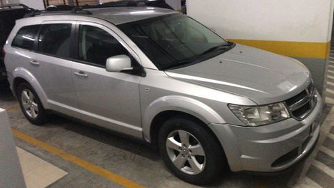 VEÍCULO IMPECÁVEL, SEGUNDO DONO , APENAS 59.000KM. NÃO ACEITO TROCAS. 