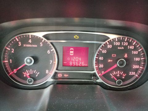 Carro em ótimo estado de conservação, pneus novos, bancos originais sem rasgos, vidros elétricos, retrovisores elétricos, rodas liga leves, vale a pena conferir.
***Entrada 6000 mil e assume 44 x 1.158.
***Parcelo entrada cartão!!