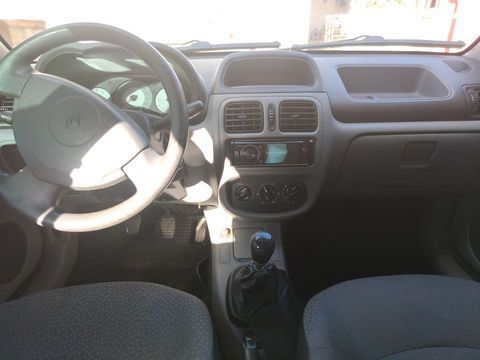 Barbada Renault Clio 6056