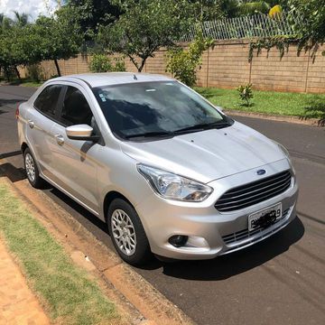 vendo Ford Ka+ 2016 modelo 2017 super conversado, único dono. Maiores informações WhatsApp Alexandre 17 981463222