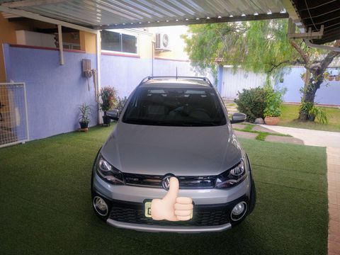 Além dos itens de série, possui Sensor de Chuva, Sensor Crepuscular, Piloto Automático e engate Multi.