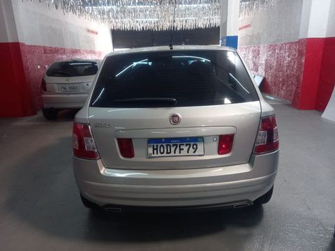 Carro em excelente estado de conservação modelo 2010/2011, revisado, com 4 pneus novos, step liga leve também, mesmo modelo da roda do carro, carro impecável sem detalhes, já com a placa Mercosul, bem abaixo da tabela Fipe, parcelamos em 12x no cartão de credito, ou financiamos até 48x
Qualquer duvida chama no Whats 11 993537957