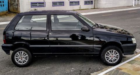 Vendo Fiat Uno Ano 11/12
Perfeito
Documentos td ok
Filtro ar
Filtro óleo
Pneus novos
Carro estável, bom para quem quer economizar, no combustível
Hoje em dia está td muito dificil então quanto mais economia e praticidade melhor.
Peças mais baratas 
Se se interessar 
Me chama no whats 11-95345-5975