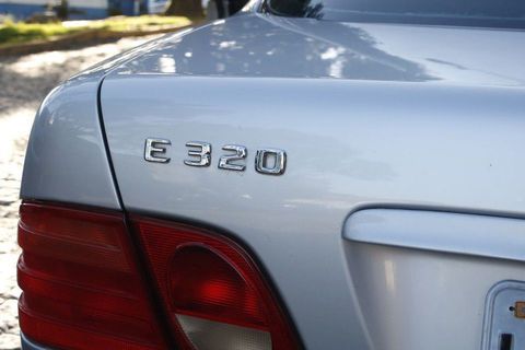 Mercedes Benz 7700