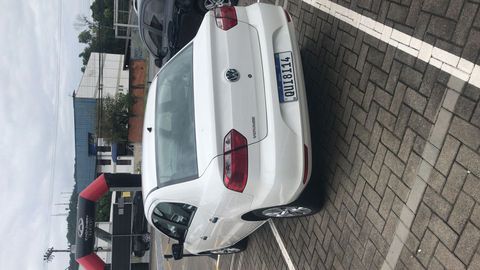 carro Blumenau - SC volkswagen voyage  2020 flex sedan Voyage 1.0 completo 2020 todo revisado e com garantia,, manual e chave reserva, faça uma simulação, aceitamos seu carro na troca!