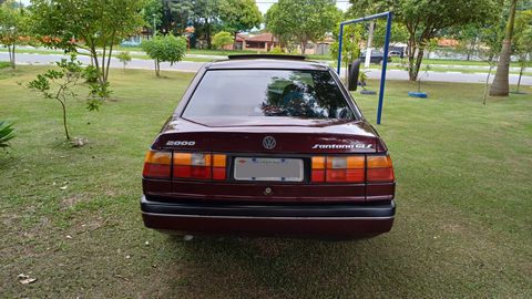 Volkswagen Santana GLSi 2.0 Automático com teto solar colecionador 9588