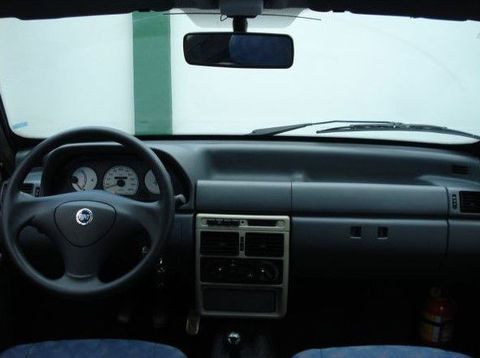 FIAT UNO 10579
