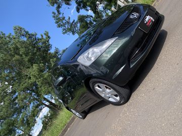 HONDA FIT LXL 1.4 FLEX – 2009 
Cor: Verde
Câmbio: Manual

Um dos carros mais confiáveis da categoria! Ideal para quem busca economia, conforto e espaço interno, com a qualidade Honda que todo mundo conhece.

🏷️ 43.900 à vista e 45.900 com troca.
⸻

FICHA TÉCNICA
	•	Motor: 1.4 Flex (Etanol / Gasolina)
	•	Potência: até 101 cv
	•	Câmbio: Manual de 5 marchas
	•	Tração: Dianteira
	•	Direção: Elétrica
	•	Portas: 4
	•	Lugares: 5
	•	Porta-malas: 384 litros
	•	Combustível: Flex

⸻

OPCIONAIS E EQUIPAMENTOS

Ar-condicionado
Direção elétrica
Vidros elétricos
Travas elétricas
Retrovisores elétricos
Airbags
Freios ABS
Som original
Bancos traseiros rebatíveis (Magic Seat)
Rodas aro 15

⸻

Excelente custo-benefício
Econômico e confortável
Mecânica confiável e manutenção acessível