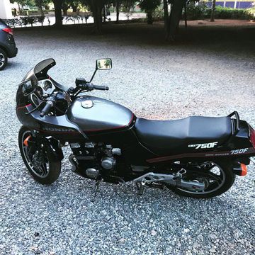HONDA CBX 750F 6815
