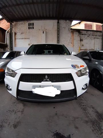 Mitsubishi Outlander 2.4 8239