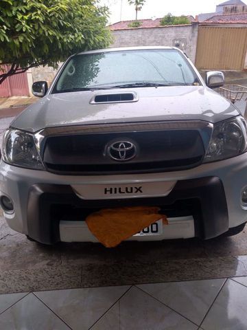 Otima Hilux 7217