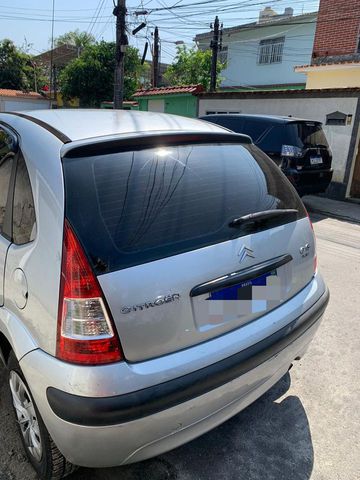 vendo um citroen c3 ano 2007 em perfeito estado direção elétrica 05 pneus novos flex 1.4 04 portas completo documentação cristalina 