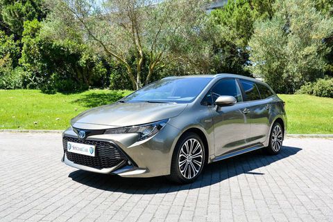 MÊS/ANO Fevereiro 2020
QUILÓMETROS 21.700 Kms
MOTOR 122 Cv / 1798 Cc
CO2 0
TRANSMISSÃO Automática
COMBUSTIVEL Híbrido Gasolina
TIPO Utilitário
LUGARES 5 Lugares
PORTAS 5
COR Castanho
ESTADO Usado
ORIGEM Nacional
GARANTIA 1 Ano