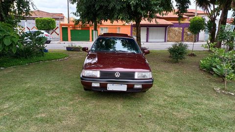 Volkswagen Santana GLSi 2.0 Automático com teto solar colecionador 9596