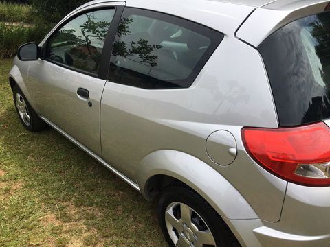 Vendo Ford Ka impecável, baixa KM, super econômico