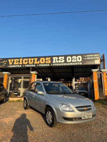 

Chevrolet Classic Life 1.0 2012 – SIMPLES, FUNCIONAL E PRONTO PRA RODAR!

Essa é pra você que quer um carro confiável, barato de manter e ideal pra o dia a dia. Sem frescura, sem complicação, só o essencial e tudo funcionando!

✅ Motor 1.0 econômico
🛞 Calçado de pneus – pode rodar tranquilo
📄 Tudo em dia – documentação 100%
📝 Transferência na hora – sai no seu nome no ato!

📍Básico? Sim. Mas perfeito pra trabalho, aplicativo ou primeiro carro!

💰 PREÇO QUE NÃO DÁ PRA IGNORAR:
➡️ R$ 23.900 à vista
➡️ R$ 25.900 na troca

📲 E como sempre, te ajudo a fechar fácil:
✔️ Aceito carro ou moto na troca
✔️ Financio via banco
✔️ Parcelo no cartão em até 21x!

📍 Estamos na RS-020, nº 4957 – Bairro Neópolis – Gravataí/RS
📞 Fala direto comigo no Whats: (47) 99106-6961 - Alexandre
📸 Acompanha mais ofertas no Insta: @veiculosrs020

⚠️ Oportunidade ideal pra quem quer economia com segurança!
Clássico, confiável e pronto pra rodar. Não enrola que esse sai rápido!

Chama no Whats e garante essa oferta! 🚀