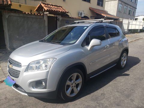 Tracker LTZ 1.8 15/16
30000 rodados, teto solar air bags trava vidro kit multimídia ipva 2021 pago 