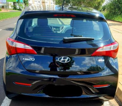 Hb20 1.0 completo muito econômico carro sem detalhes, somente com um estofado arranhado, IPVA em dias 4 pneus sem novo. 

Mais informações chamar no chat.
