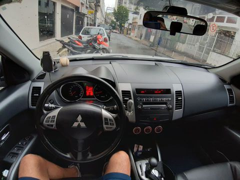 Mitsubishi Outlander 2.4 8386