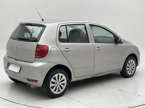 Itens de veículo

Airbag
Alarme
Ar quente
Freio ABS
Limpador traseiro
Sensor de estacionamento
Travas elétricas
Vidros elétricos
Volante com regulagem de altura
Direção hidráulica
documentado
quitado
revisado